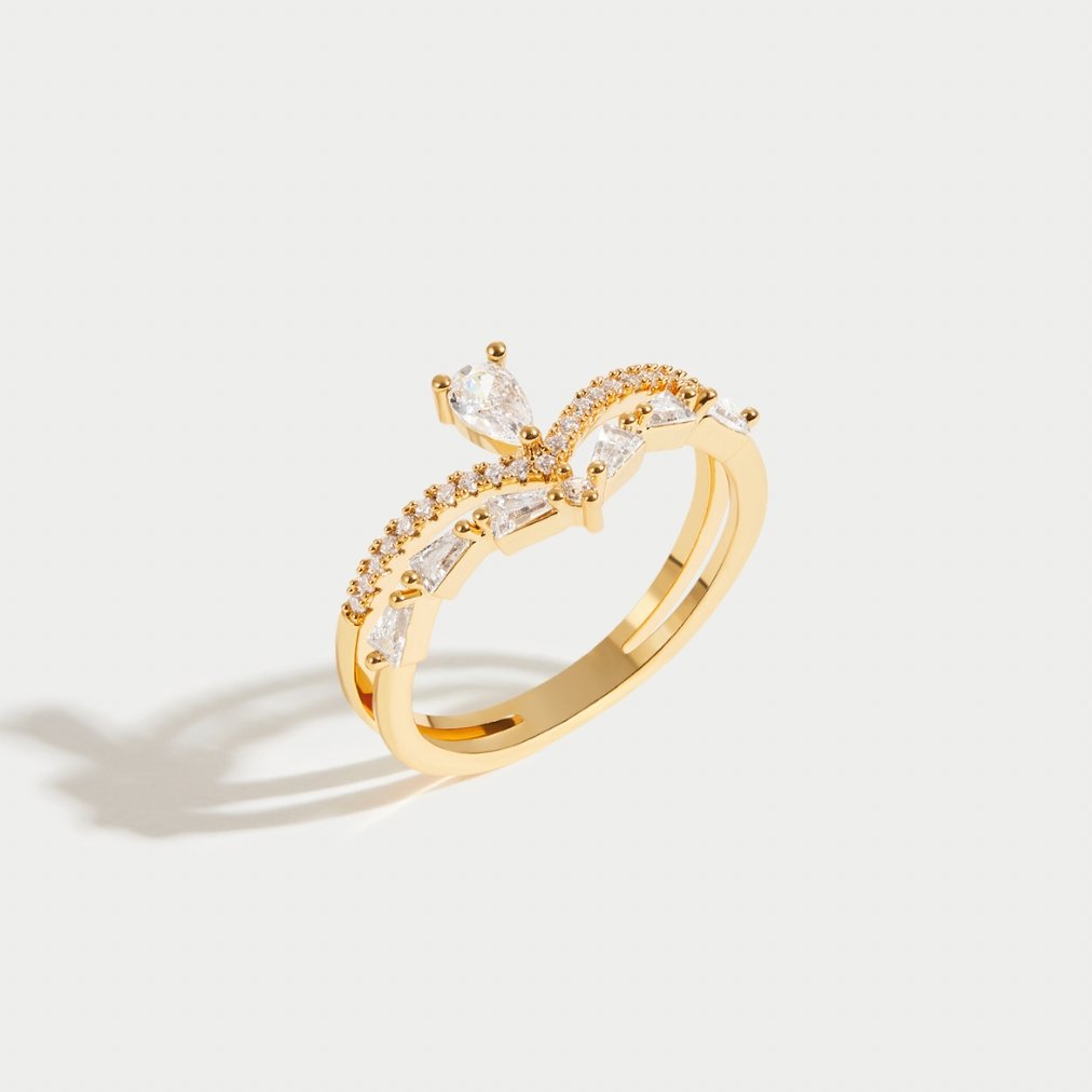 Aura - Exquisite Crystal Ring