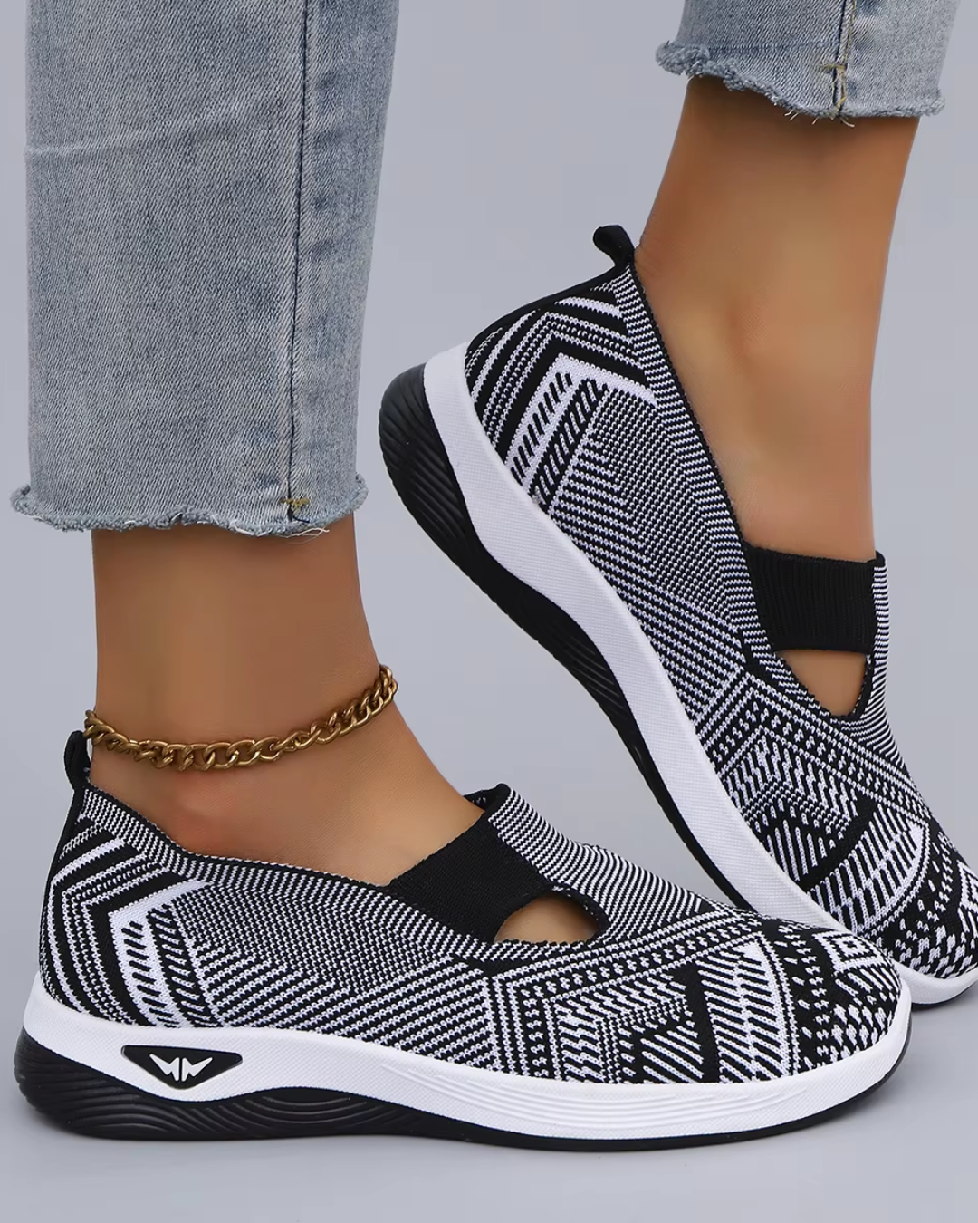 Cáit | Orthopaedic Sneakers