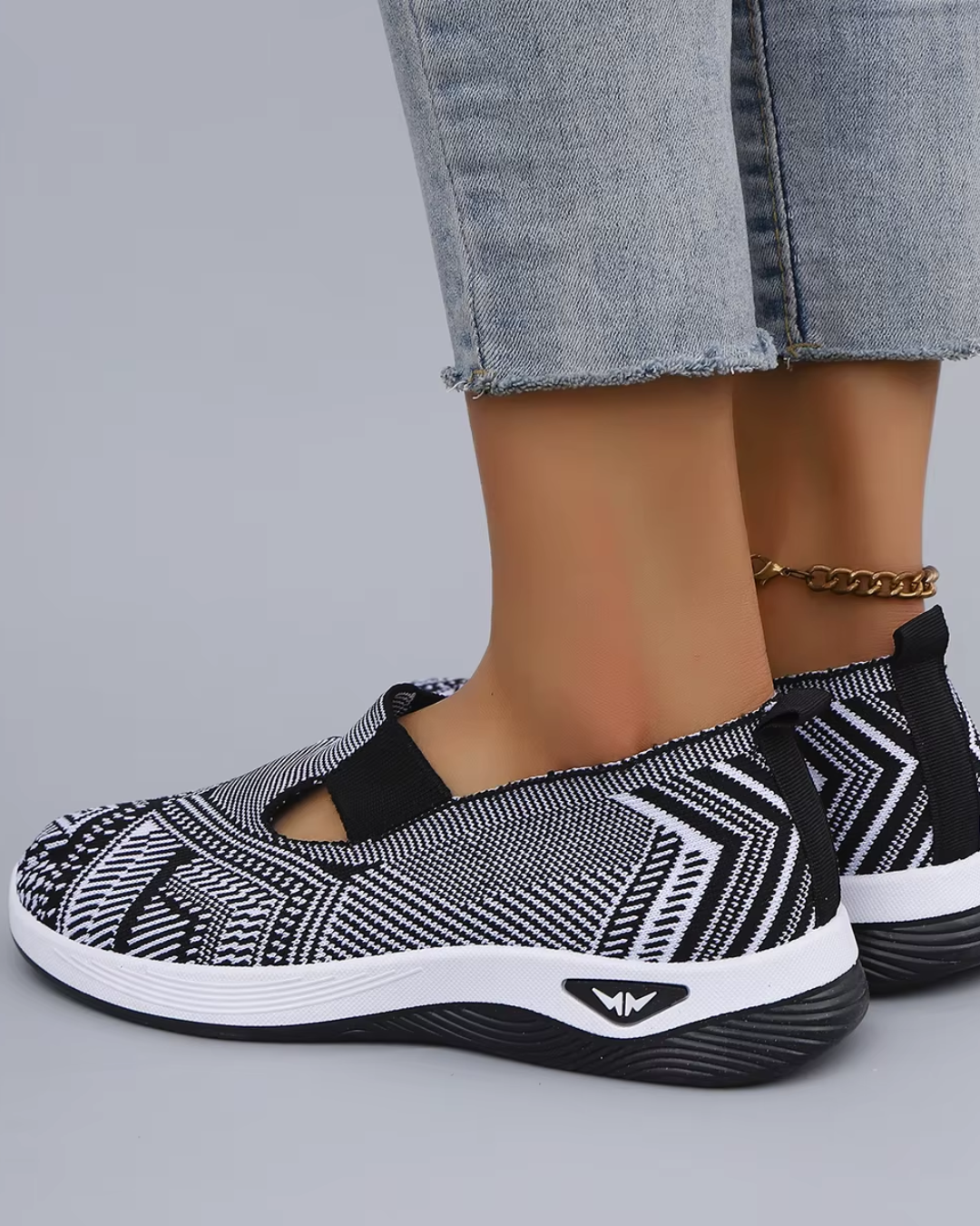 Cáit | Orthopaedic Sneakers