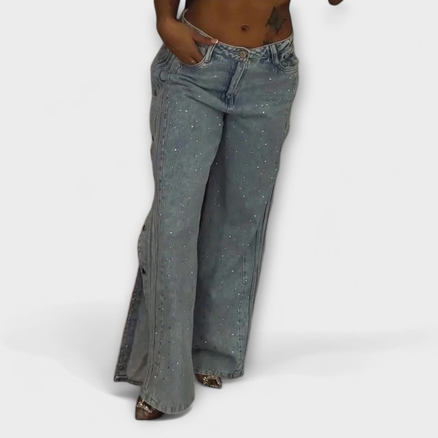 Nola - Rhinestone-Embellished High-Waisted Jeans with Side Button Details