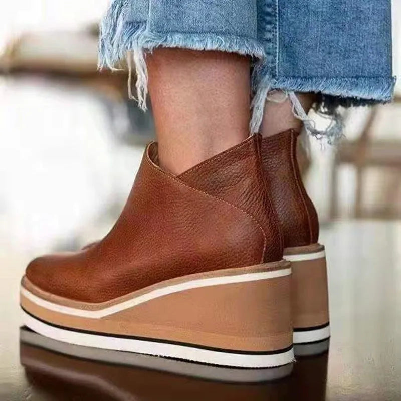 EMILIA – ELEGANT WATERPROOF BOOTS