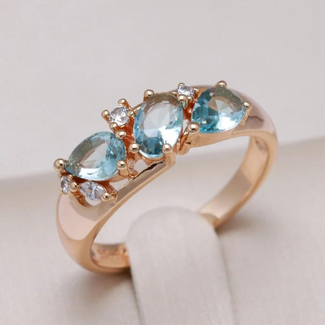 Gold Vintage Ring with Elegant Blue Zirconia