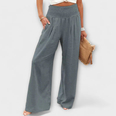 Julie - Sleek and Graceful Trousers