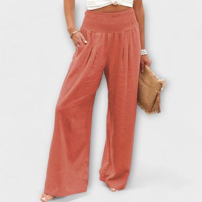 Julie - Sleek and Graceful Trousers