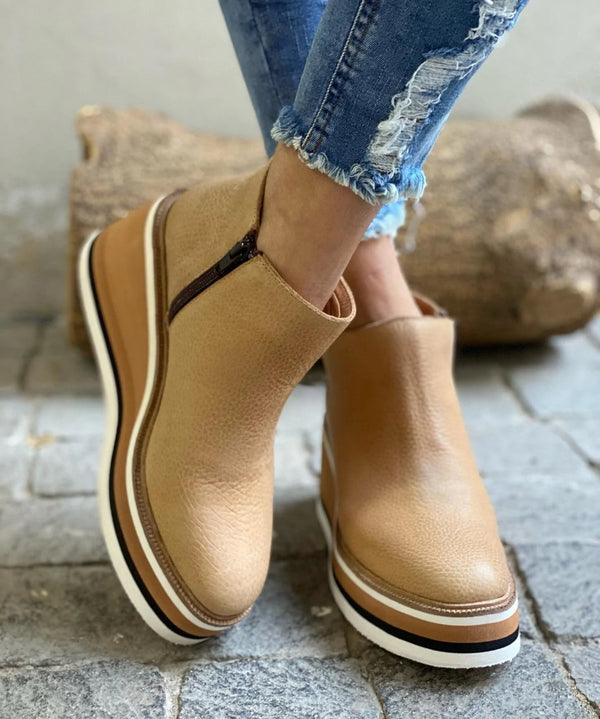 EMILIA – ELEGANT WATERPROOF BOOTS