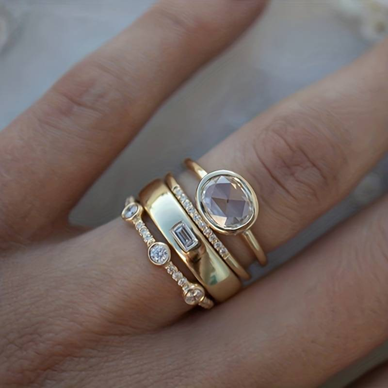 Lily - Vintage Gold Ring Set with Zirconia Accents
