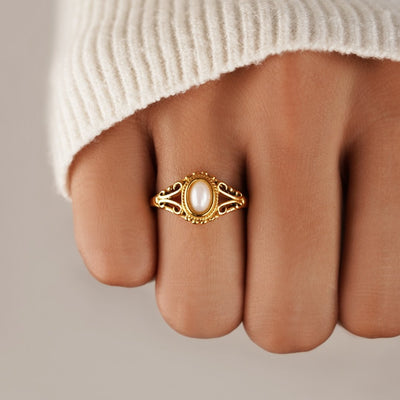 Royal Vintage Pearl Statement Ring